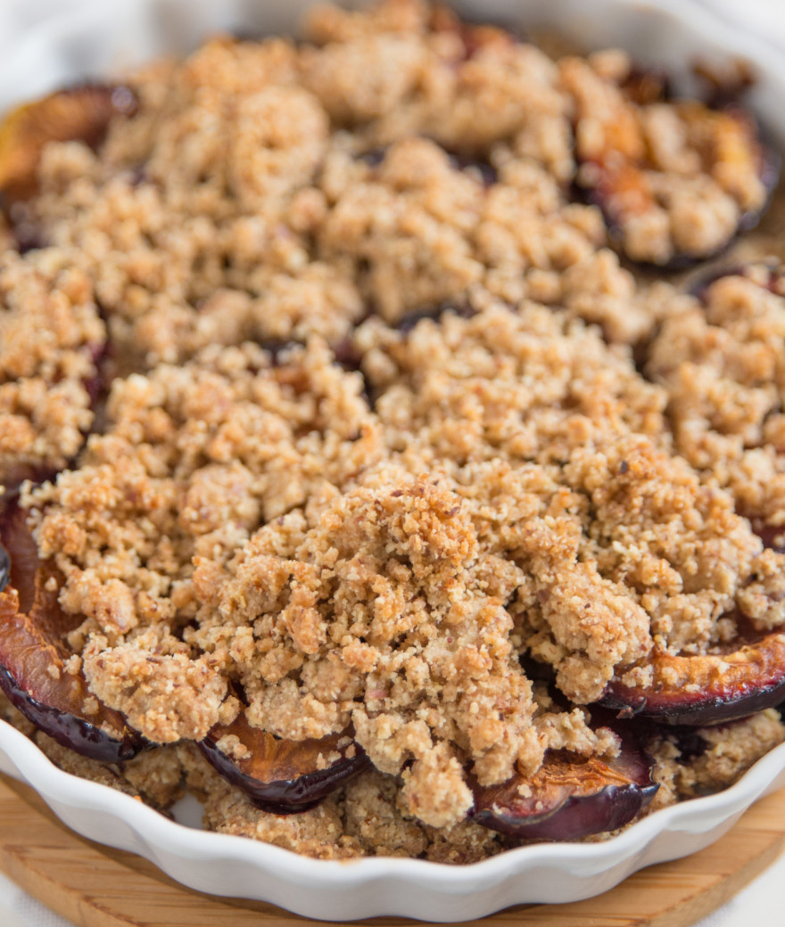 Plums Crumble